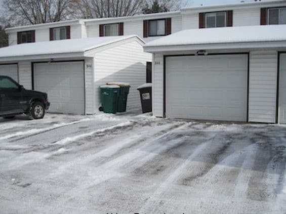 Primary Photo - 858 Woodgate Dr