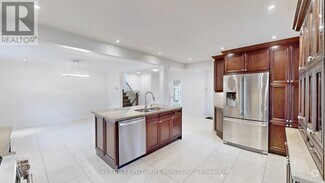 Building Photo - 1372 Gatehouse Dr