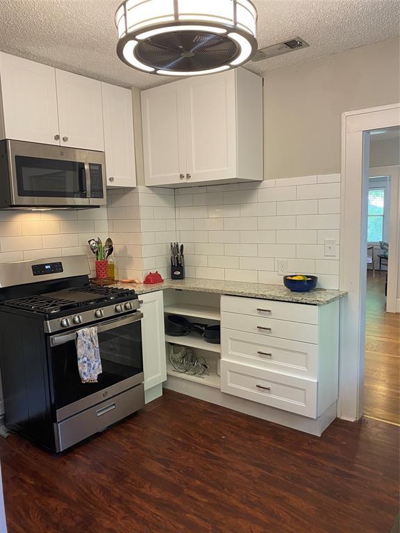 Foto del edificio - 413 N Winnetka Ave