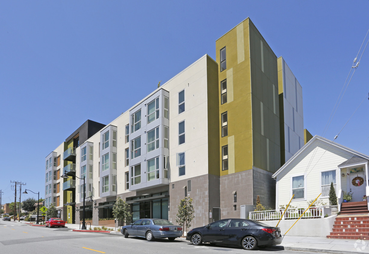 Building Photo - Rotary Terrace