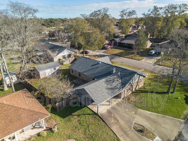 Photo - 1210 Spring Dr House