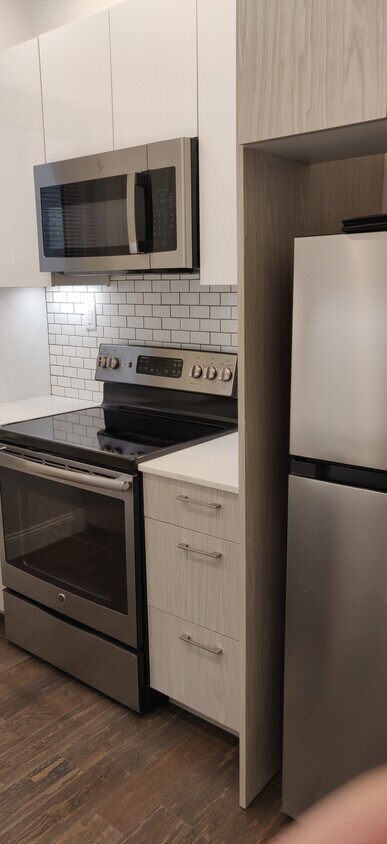 Primary Photo - 55 Queensberry St
