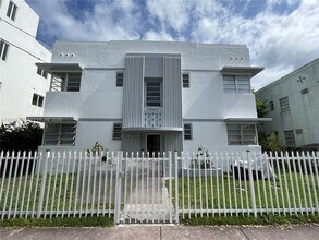 Building Photo - 1965 Calais Dr