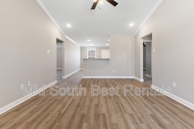Building Photo - 608 Hill Rd