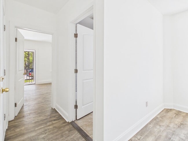 Building Photo - 2508 North Ave