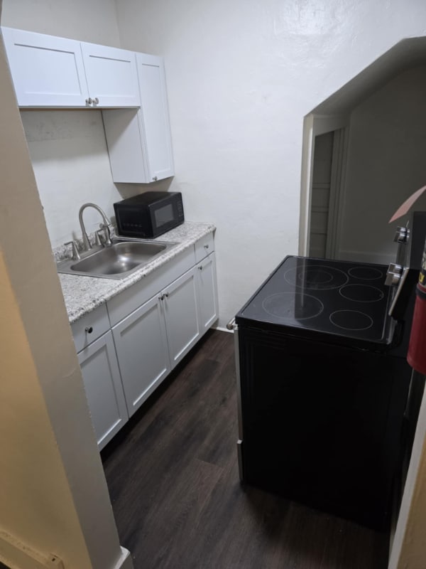 Foto del edificio - 102 E Market St