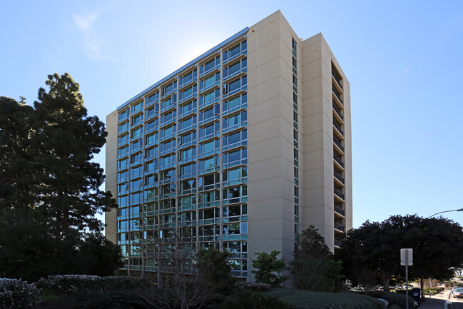 Foto del edificio - Sorrento Tower