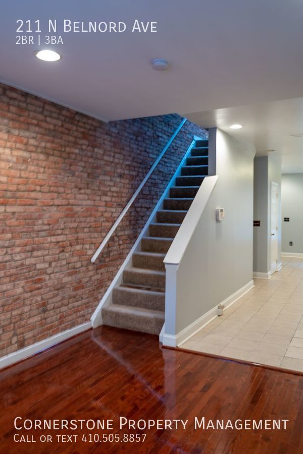 Building Photo - 2 Bed, 2.5 Bath I $1700 | 211 N Belnord Av...
