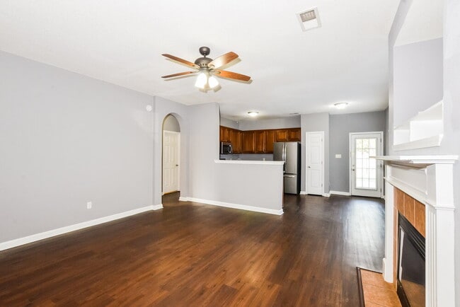 Foto del edificio - 9918 White Poplar Dr