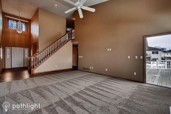 Foto del edificio - 21200 123rd Avenue North, Rogers, MN, 55374