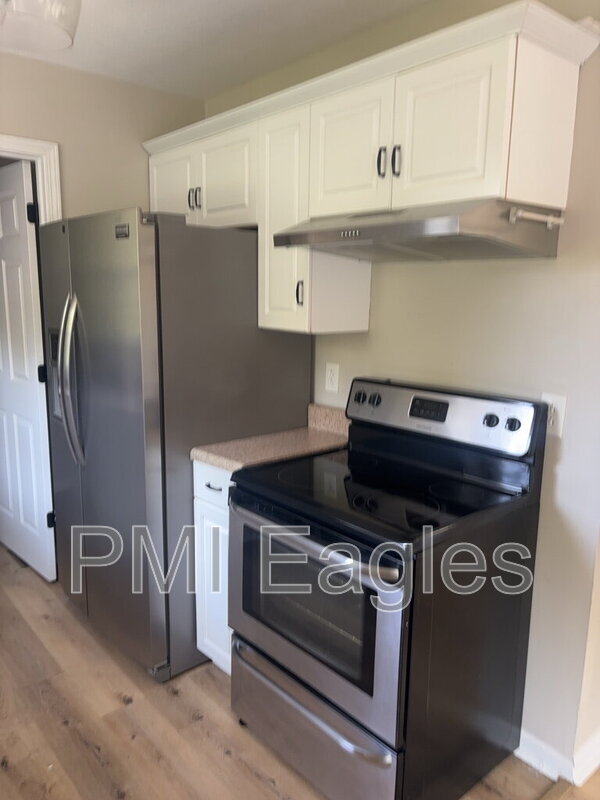 Foto del edificio - 940 Granny White Rd