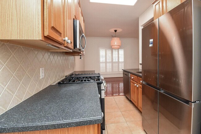 Foto del edificio - 13646 Garden Grove Ct