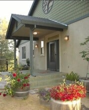 Building Photo - 124 Bobcat Saddle