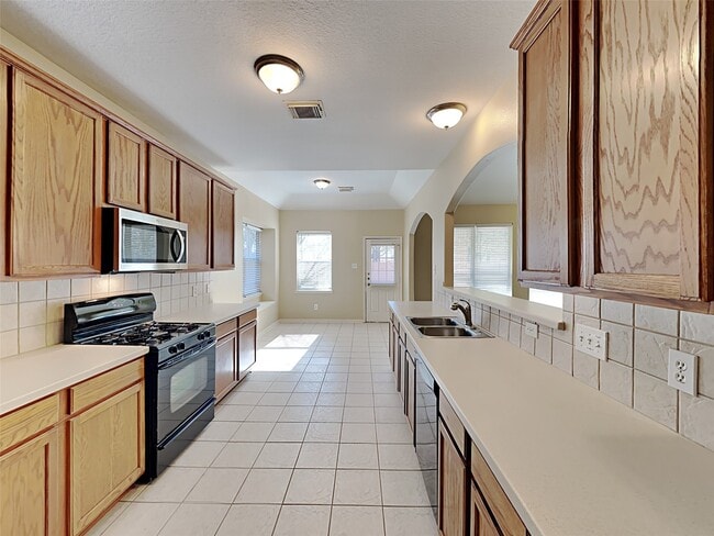 Building Photo - 25803 Bayou Arbor Ln