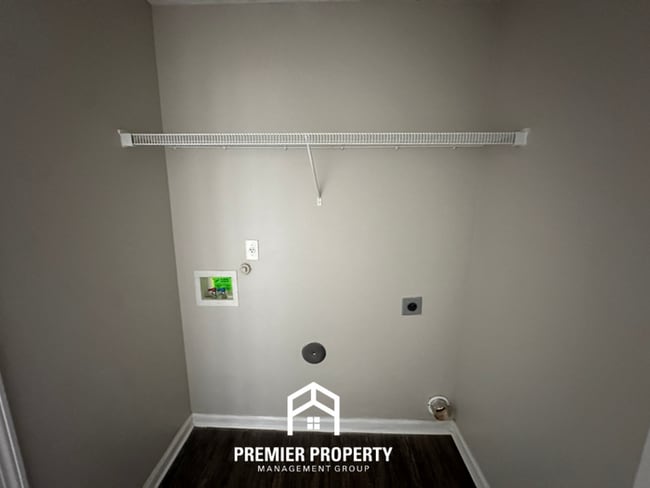 Building Photo - Beautiful 2-Story 3BR/2.5BA Cordova Home | 1,734 Sq Ft, High Ceilings & 2-Car Garage