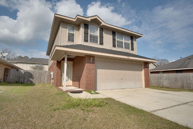 Building Photo - Spacious 4-Bedroom Home in Wetherby Cove w...