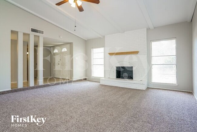 Building Photo - 9814 Emory Oak Circle