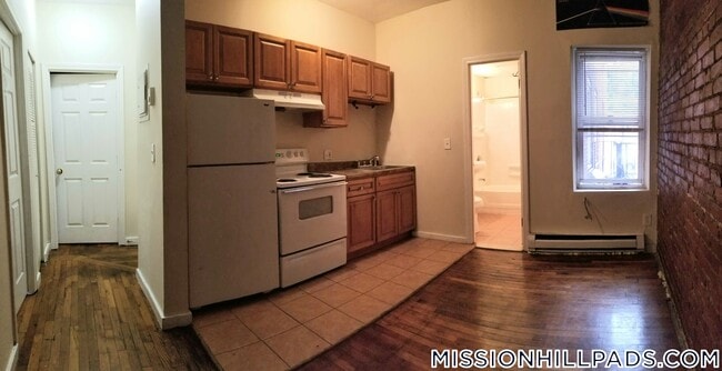 Foto del edificio - 886 Huntington Ave