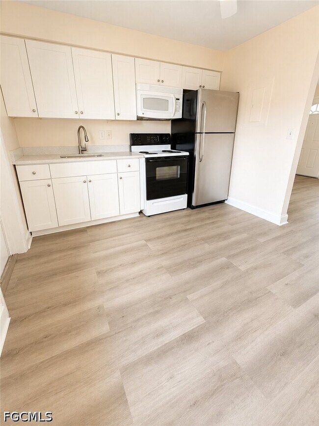 Foto del edificio - 4014 SE 19th Pl