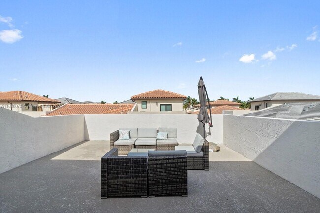 Foto del edificio - 8369 NW 43rd St