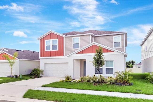 Building Photo - 2405 Oakwood Ln