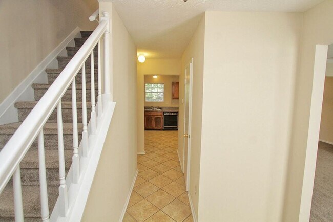 Foto del edificio - 210 Arborfield Way