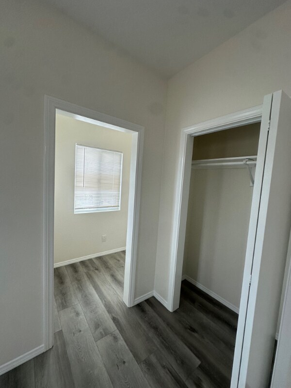 Foto del edificio - 2715 1/2 Alsace Ave