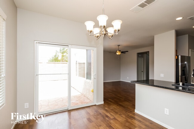 Building Photo - 2839 Dalsetter Dr