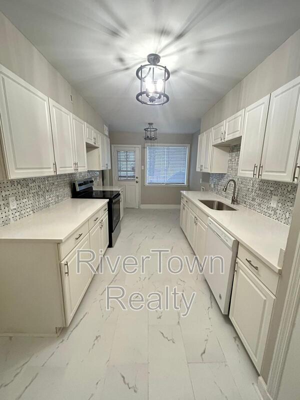 Photo - 2731 Central Ave House