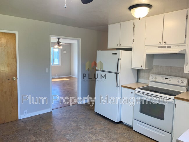 Building Photo - Lease Pending | 2318 South 10th Street West