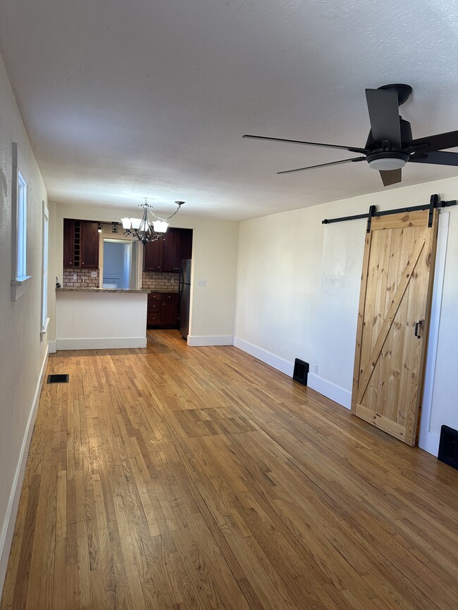 Building Photo - 3142 Quitman St