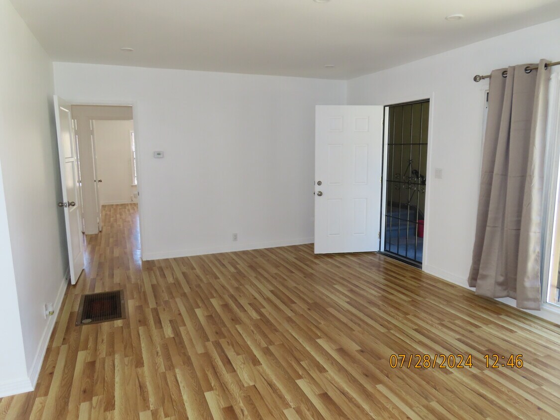 Primary Photo - 4328 Leimert Blvd