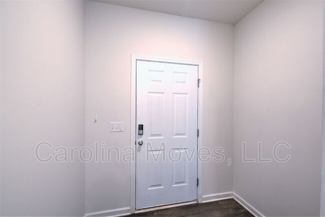 Building Photo - 200 Southridge Ct