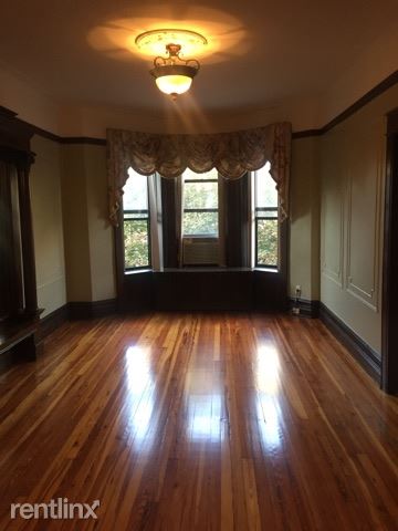 Foto principal - 554 Bay Ridge Pky