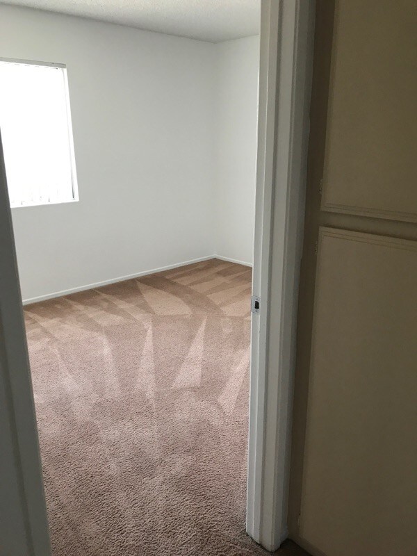 Cottonwood Apartments Alquileres en Fontana, CA