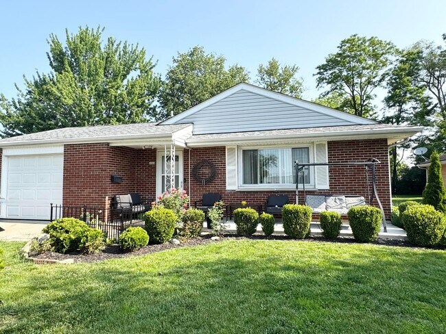 Foto del edificio - 4644 Broadhurst Dr