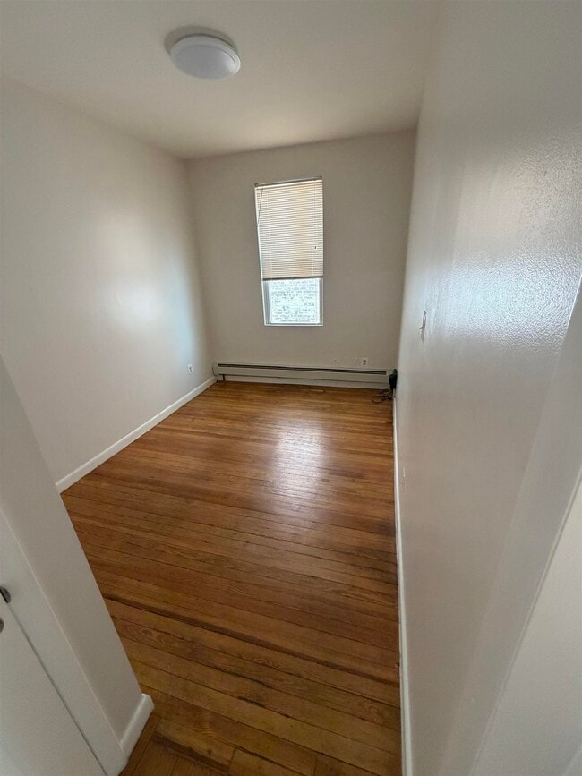 Foto del edificio - 7800 Bergenline Ave