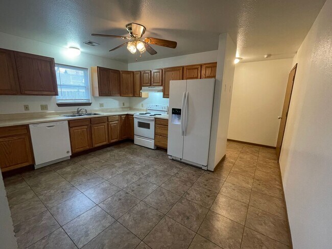 Foto del edificio - 1218 Yuma #1, Manhattan KS