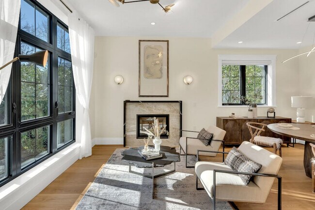 Building Photo - 2145 W 32nd Ave