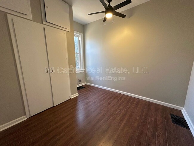 Building Photo - 627 S 19th St