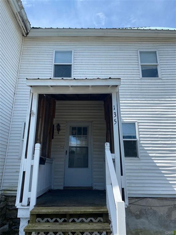 Primary Photo - 135 Church St