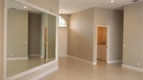 Foto del edificio - 5977 NW 73rd Ct