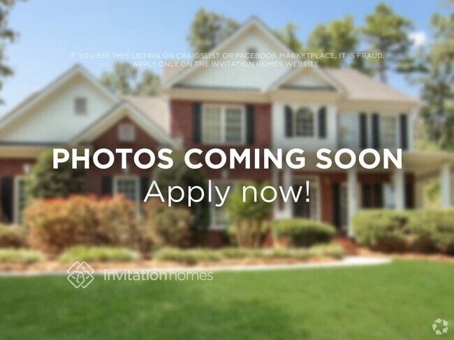 Building Photo - 8601 NW 27th Pl