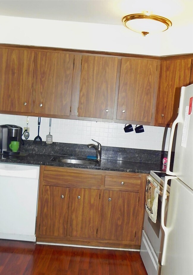 Foto del edificio - 466 Liberty St