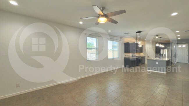 Foto del edificio - 41601 W Elm Dr