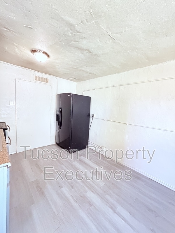 Foto del edificio - 234 E 32nd St