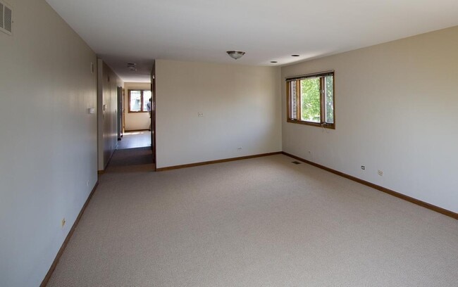 Building Photo - 8545 Ferris Ave