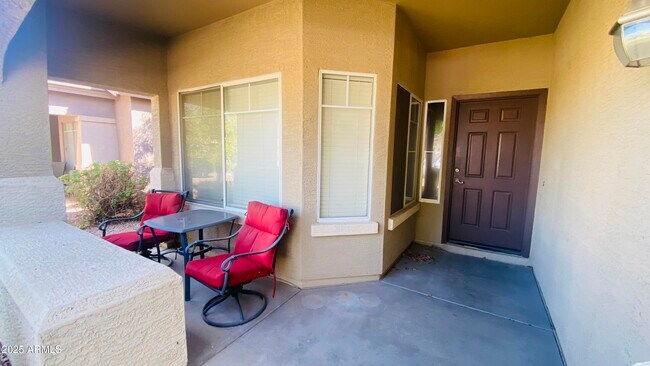 Building Photo - 8147 W Ross Ave