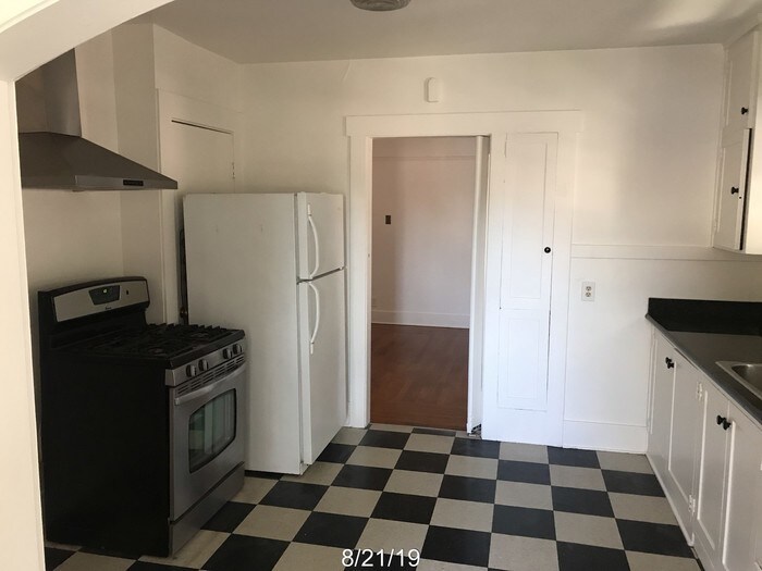 Primary Photo - Downtown SR 1 bed/1 Bath