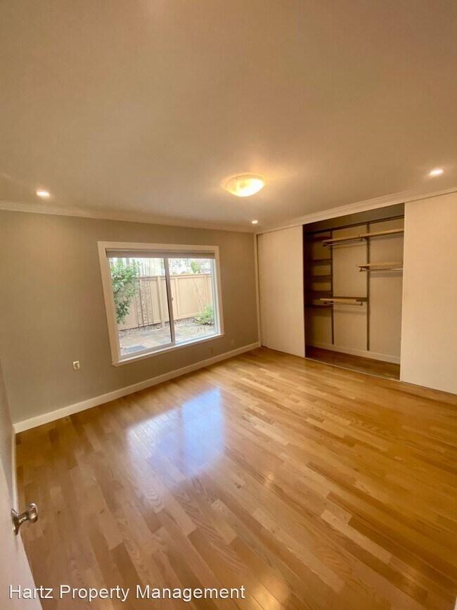 Building Photo - 2 br, 1 bath House - 1325 Running  Springs...